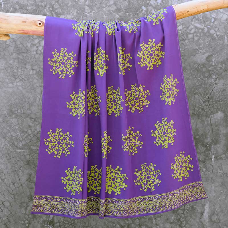 Batik Sarong Rayon Lavender Green Pita Flower